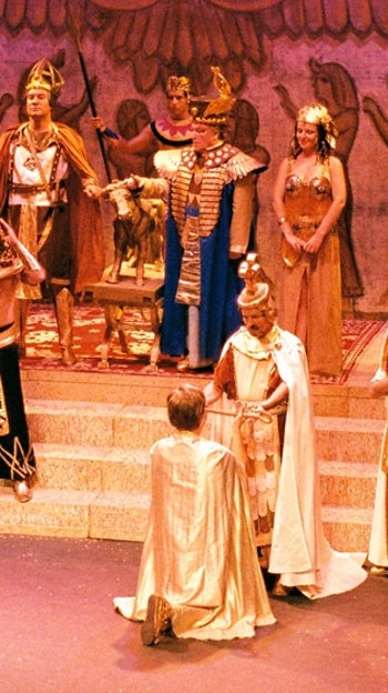 Escena de la zarzuela 'La corte del faraón'