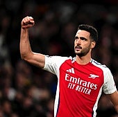 Un profesor de inglés alaba el inglés de Mikel Merino: «Qué elegante»