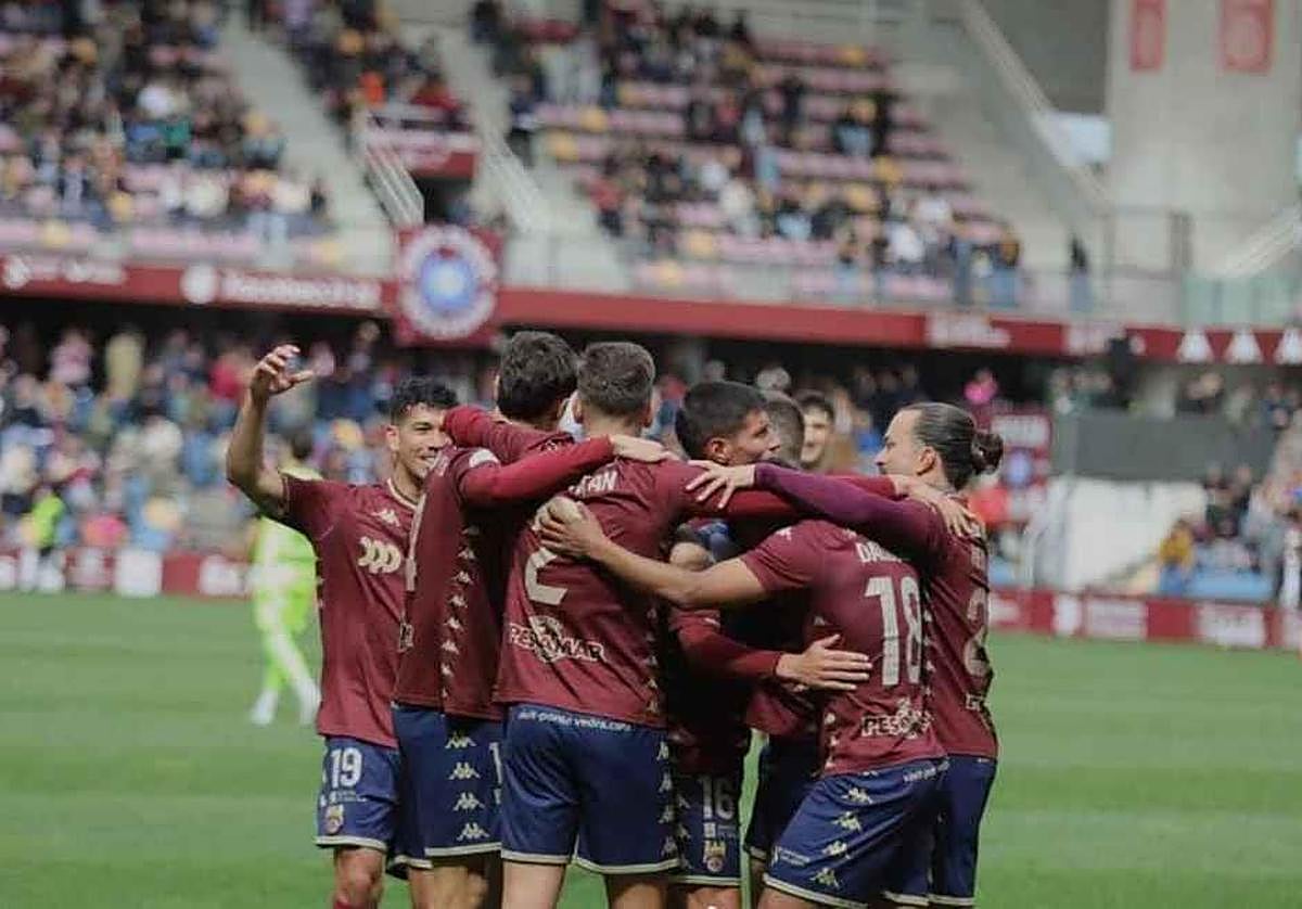 Cuánto dinero gana un jugador de Primera RFEF en 2025