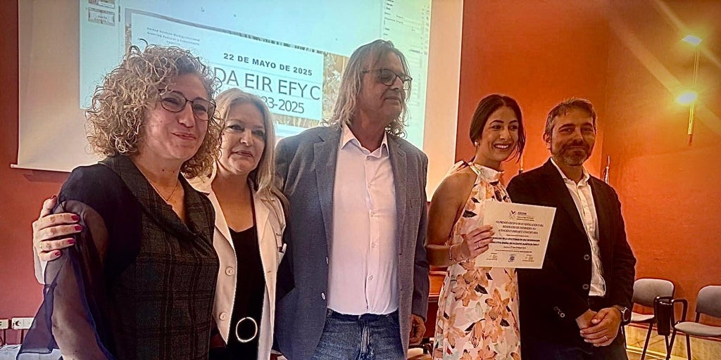 El CECOVA entrega sus premios para residentes de enfermería en Salud Laboral, Familiar y Comunitaria y Obstétrico-Ginecológica