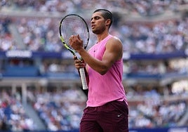 Un profesor analiza el inglés de Carlos Alcaraz: «Aquí tenemos un error básico»