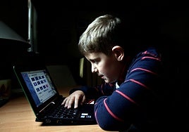 Italia exigirá a las páginas web pornográficas la verificación de edad para frenar el acceso de los menores