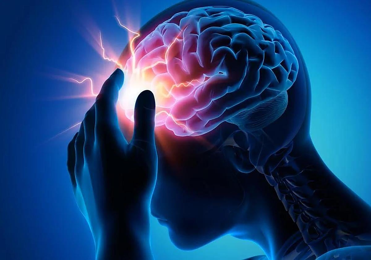 Víctor Espuig, médico de familia, indica cómo detectar un ictus con tres simples gestos: «Cada minuto sin atención puede significar la pérdida de millones de neuronas»