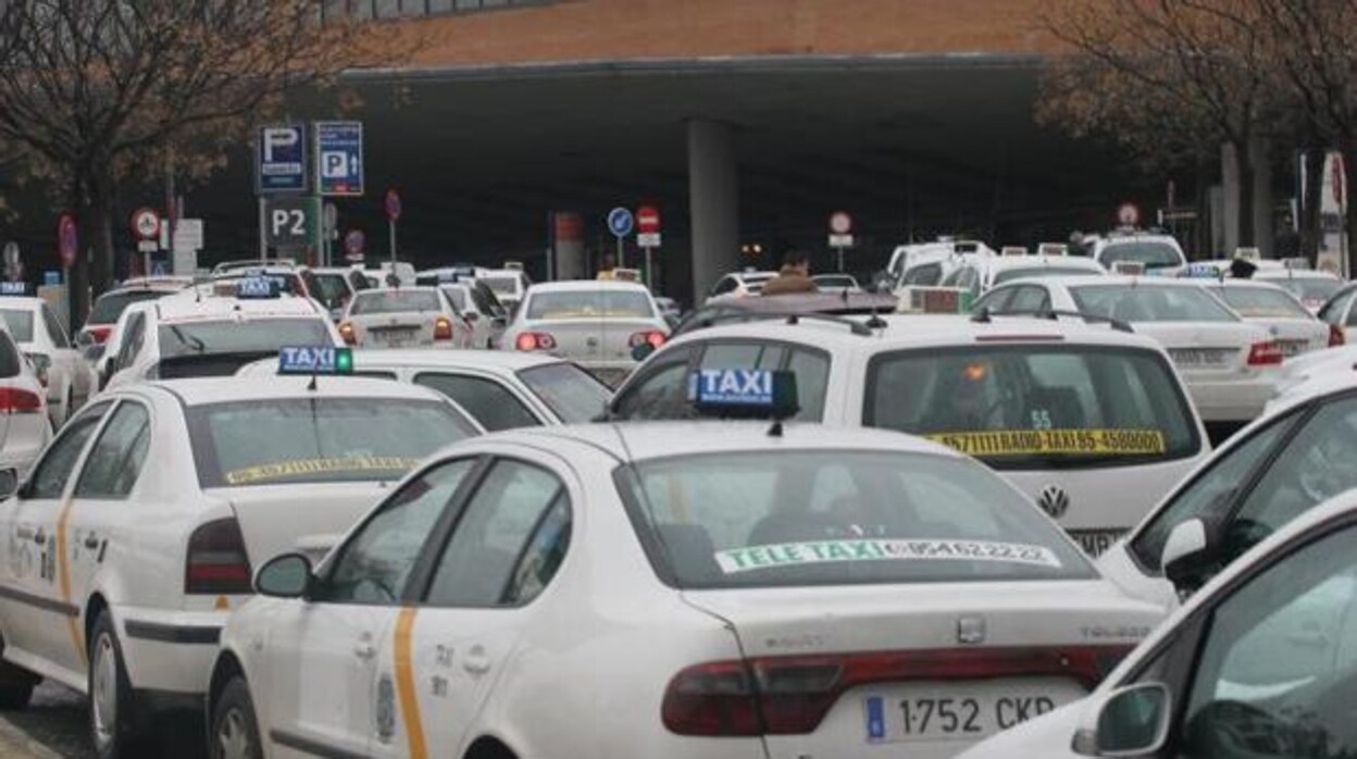 Taxis y VTC, un conflicto que no debe perjudicar al cliente