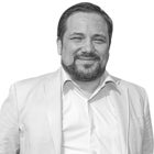 <div class="voc-author__name">JOSÉ MARÍA JURADO GARCÍA-POSADA</div>