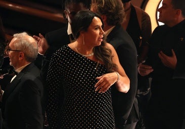 Karla Sofía Gascón reaparece en los Oscar sin pasar por la alfombra roja
