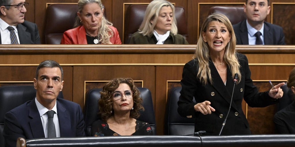 Su Majestad, el tributo