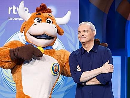 Imagen secundaria 1 - Grand Prix: primeras imágenes de la vaquilla en el regreso del concurso de TVE