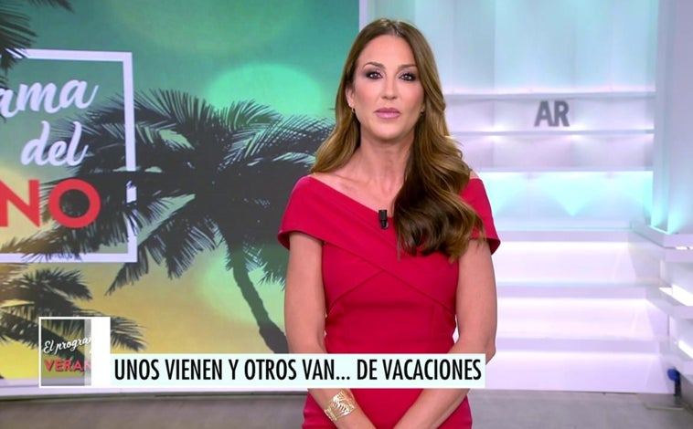 Imagen principal - Beatriz Archidona, al inicio de 'El programa del verano' este lunes.