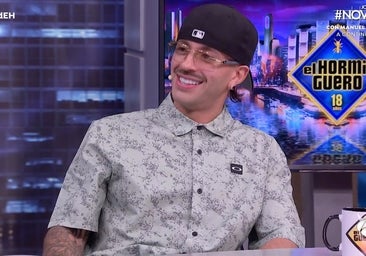 Feid, la superestrella urbana del momento, revela en 'El Hormiguero' por qué siempre va de verde