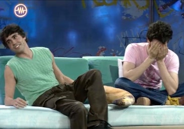 'La Resistencia' tiene que editar la entrevista a Los Javis tras un monumental desliz de Javier Calvo