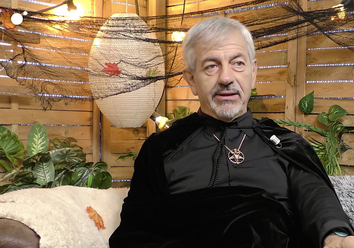 Carlos Sobera recordó las citas más terroríficas de 'First Dates' con motivo de Halloween.