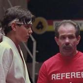 Adiós a la mente tras «la patada de la grulla» de 'Karate Kid': ha muerto Pat E. Johnson, el coreógrafo de las peleas de las míticas películas