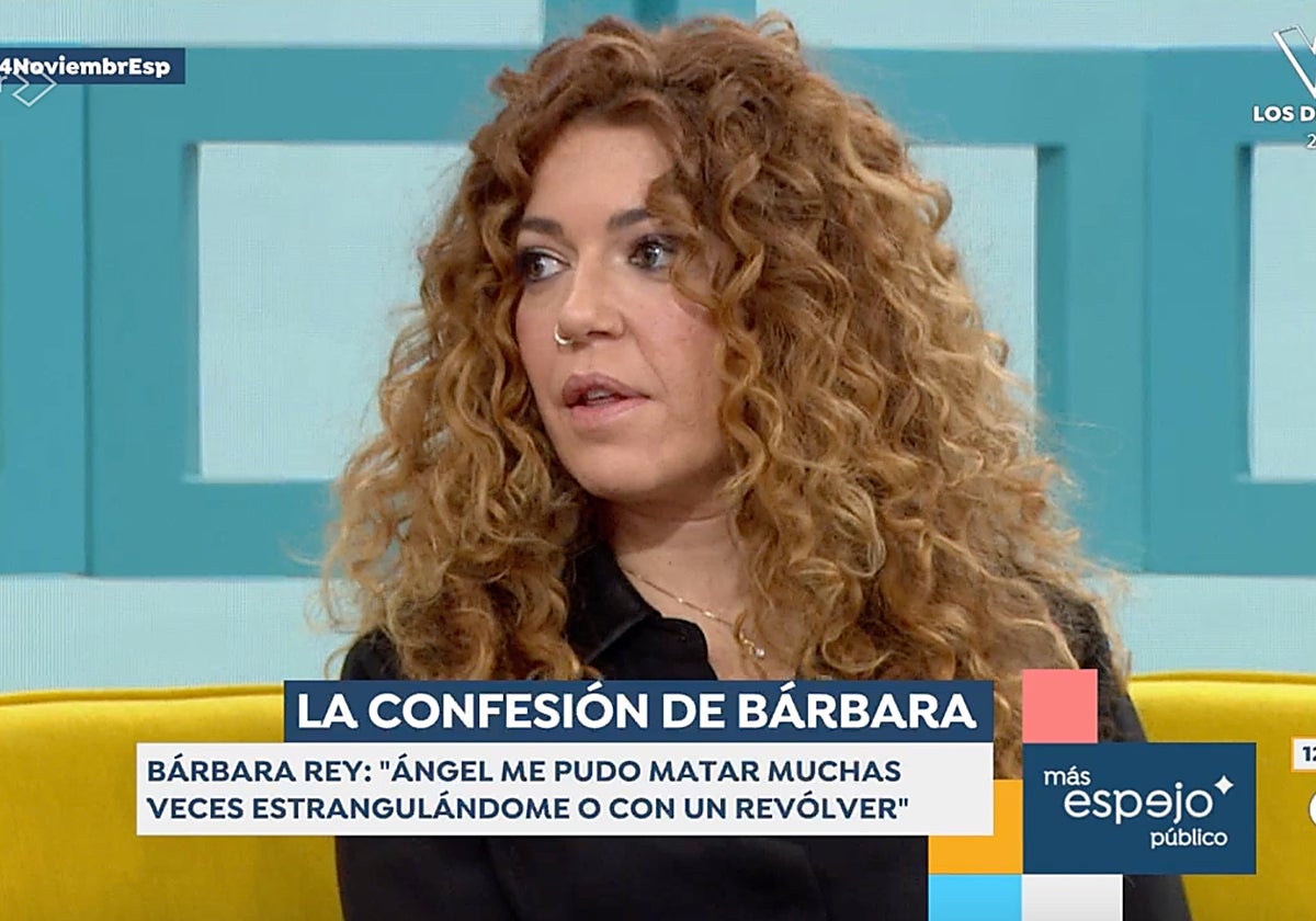 Sofía Cristo se ha enterado de una trágica noticia en directo en 'Espejo Público'.