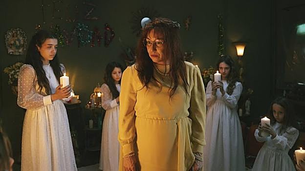 Lola Dueñas es la protagonista de 'La Mesías'