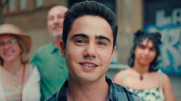 Ander Puig es el protagonista de 'Ser o no ser'