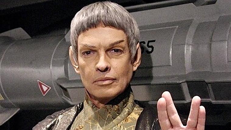 Gary Garahm en su papel de Soval, embajador vulcano en la Tierra, en la exitosa 'Star Trek'