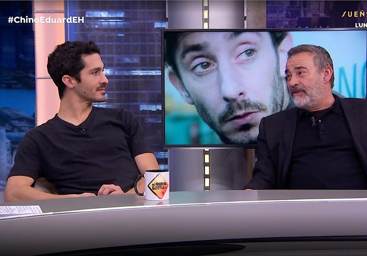 Chino Darín y Eduard Fernández presentando 'Mano de Hierro' en 'El Hormiguero'