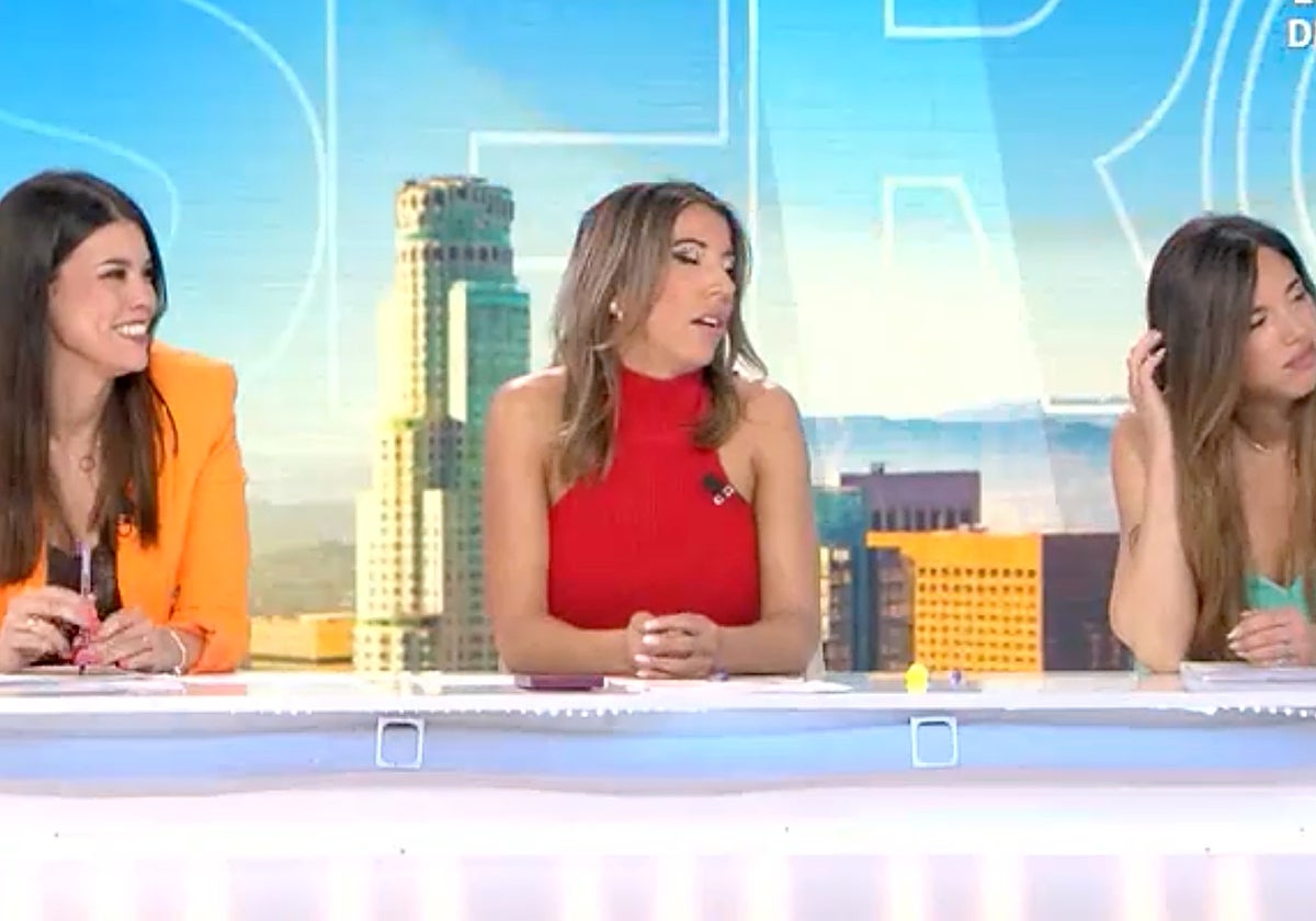 Alfonso Arús, presentador de 'Aruser@s' ha visto como sus tertulianos se 'enzarzaban' en directo.