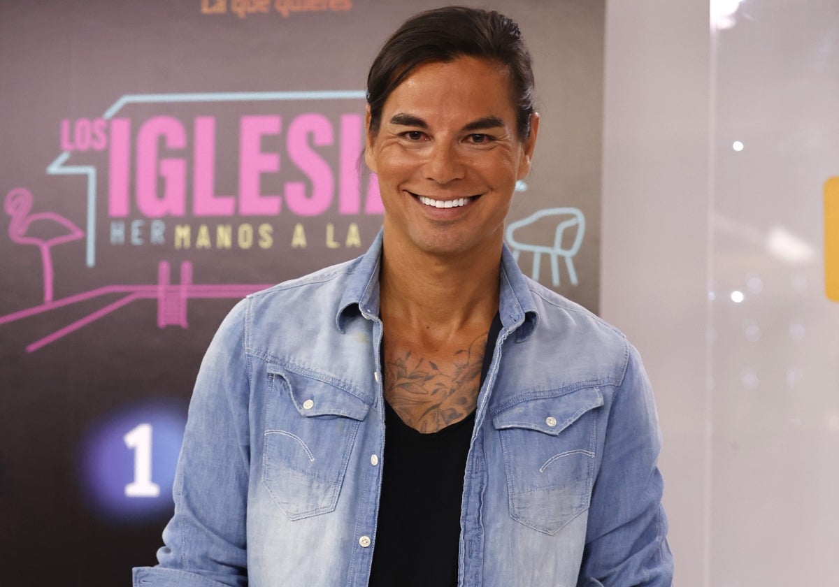 Julio Iglesias Jr. durante la presentación de 'Los Iglesias. Hermanos a la obra'