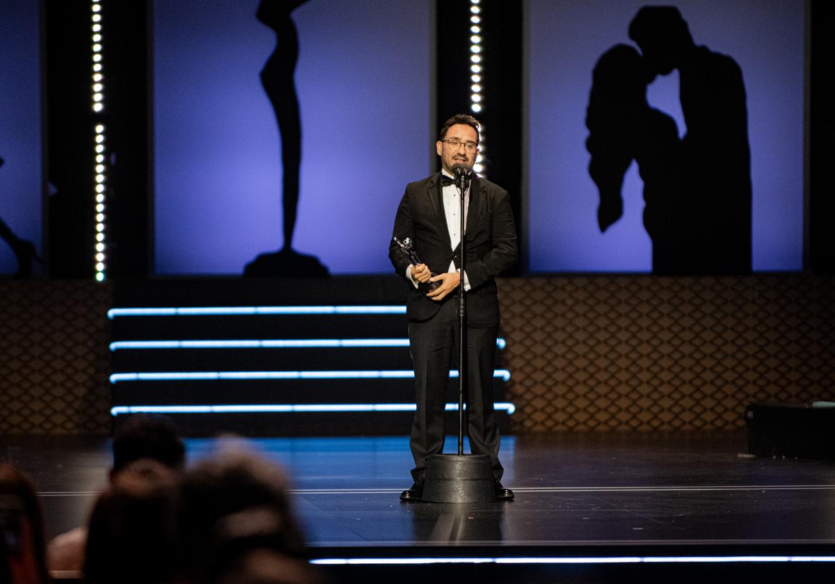 J. A. Bayona, director de 'La sociedad de la nieve', en los premios Platino