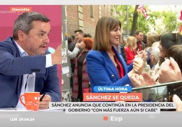 La desafortunada reacción de un tertuliano contra otro al conocer el 'sí' de Pedro Sánchez: «¡Ajo y agua!»