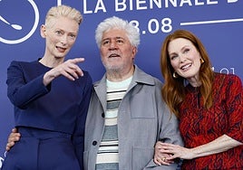 Almodóvar estrena en Venecia su primer largometraje en inglés: «Es una película a favor de la eutanasia»