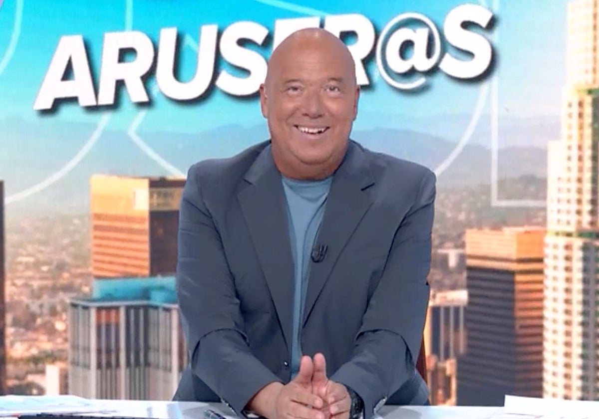 Alfonso Arús ha confesado a los telespectadores de 'Aruser@s' un problema que sufre cada día en el programa.