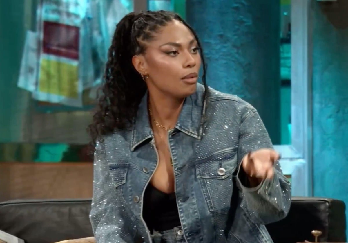 Nia en 'La Revuelta'