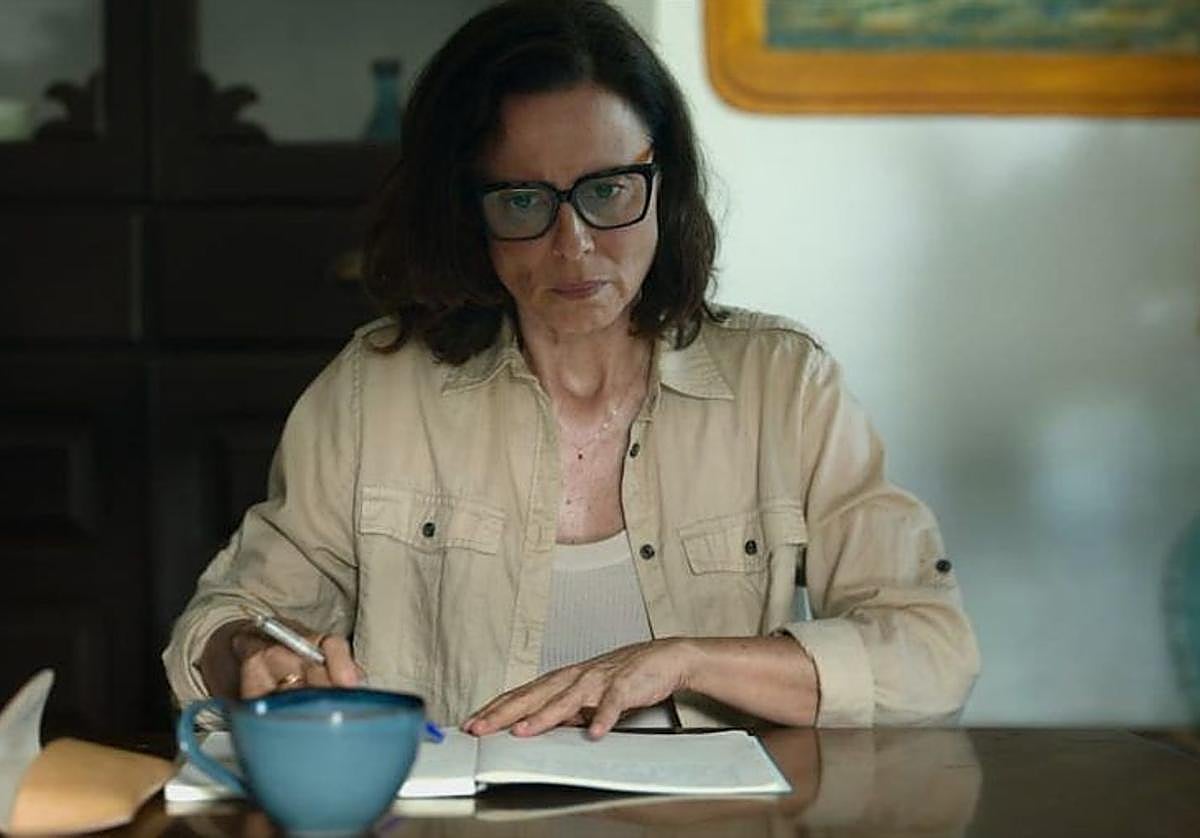 Aitana Sánchez-Gijón, en una escena de 'Tierra baja'