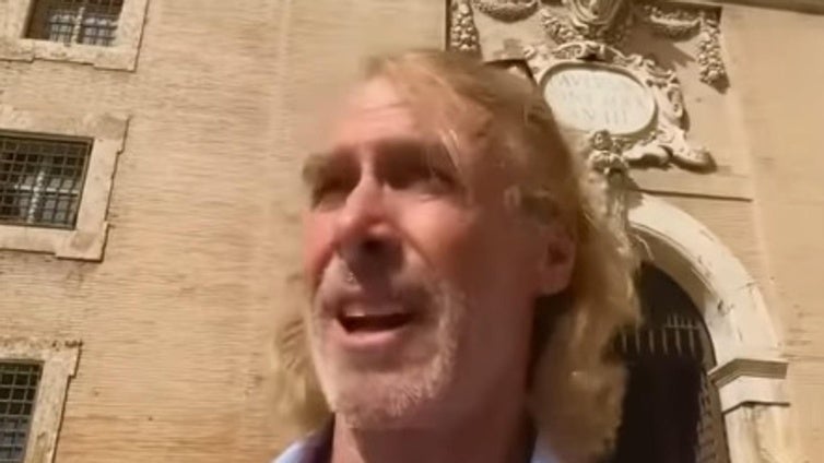 El director de 'Transformers', Michael Bay, afirma haber sido detenido por colarse en el Vaticano