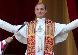La miniserie sobre la llegada de un nuevo Papa que está considerada un «éxito de culto»: tiene solo 10 episodios y sale Javier Cámara
