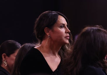 Gran expectación por la presencia de Karla Sofía Gascón en la ceremonia