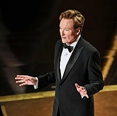 Una gala poco política y menos 'woke': Hollywood se calla con Trump