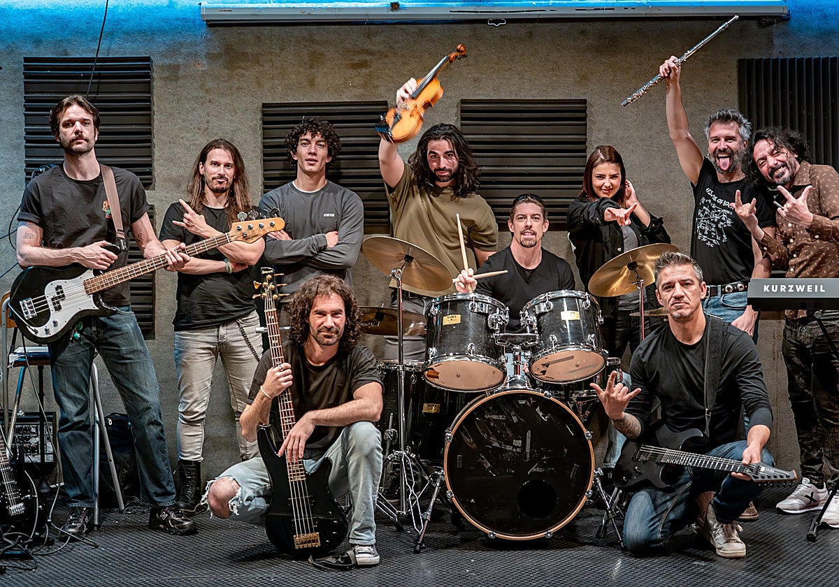 El elenco protagonista de 'Mägo de Oz, la película'