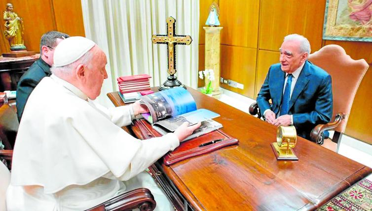 Encuentro con el papa. En los últimos años, Martin Scorsese ha tenido varias reuniones con Francisco para hablar de la fe. En esta, de 2023, mostró su guion sobre Cristo.