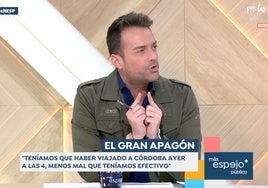Miquel Valls solo necesita una palabra para sentenciar lo vivido en  los trenes durante el apagón: «Vergonzoso»