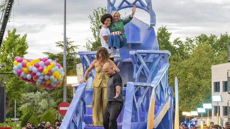 Desfile de 'La familia de la tele'
