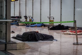 Juan del Val, tajante con las medidas adoptadas en el aeropuerto de Barajas contra los sintecho que viven allí: «No es la solución»