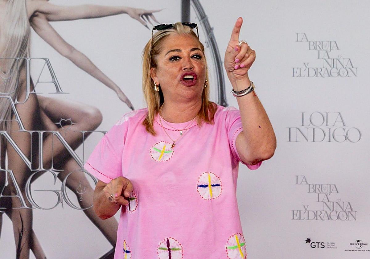 Belén Esteban se enfrenta al equipo de 'Socialité' por cómo la han tratado en un photocall: «¿He matado a alguien?»