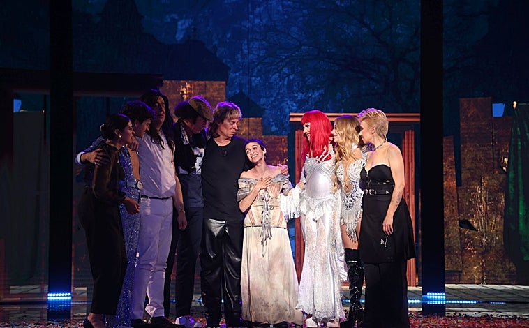 Imagen principal - Imágenes de Melani durante la final