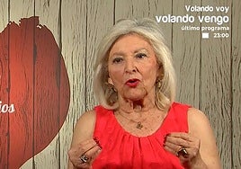 Una soltera monárquica y taurina no se corta al dar su rotunda opinión sobre política: «La palabra república me repudia»