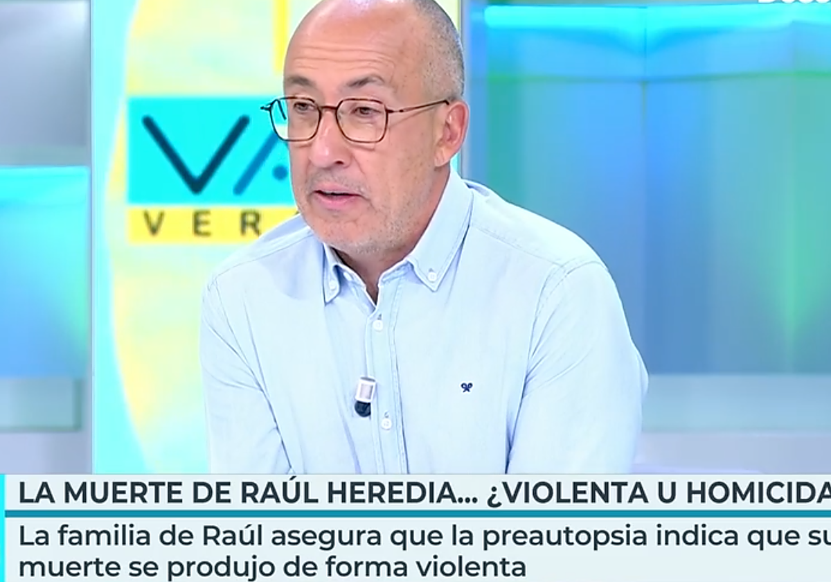 Alfonso Egea ha paralizado 'Vamos a ver' para rectificar un rótulo que aparecía en pantalla.