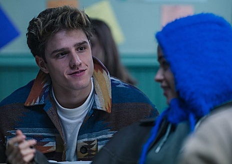 Imagen secundaria 1 - Fotogramas de 'Sigue mi voz'