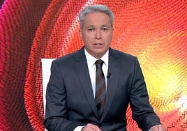 Preguntan a Vicente Vallés por la orientación política de su informativo y es tajante en su respuesta: «Es evidente que...»