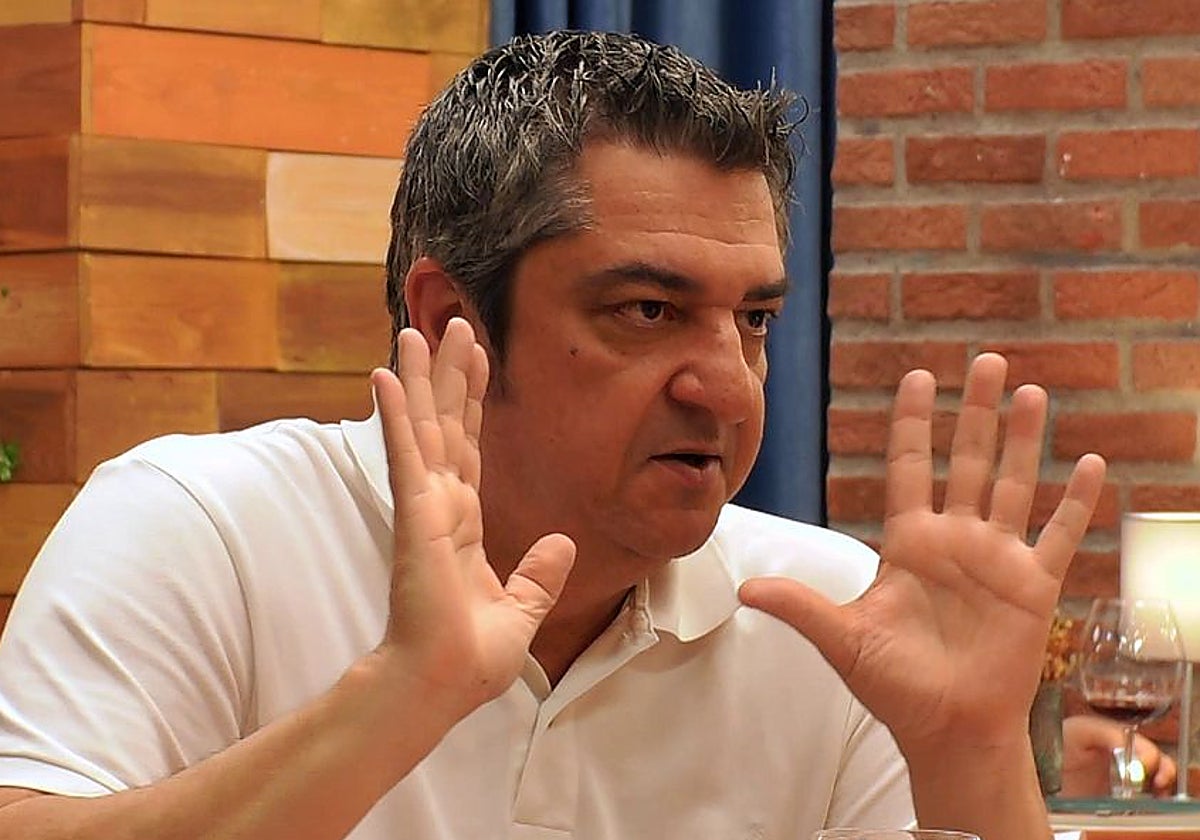 La tauromaquia y la caza arruinan por completo la cita de dos solteros en 'First  Dates': «¡Deja al toro tranquilo!»