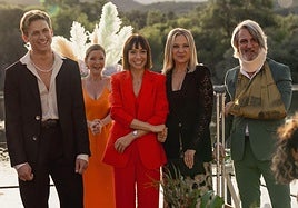 Crítica de 'Todos los lados de la cama' (**): todo canta un poco menos los actores