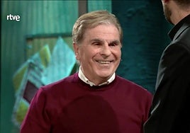 David Broncano da a elegir a Pedro Ruiz entre 'La Revuelta' y 'El Hormiguero' y su respuesta lo deja 'ko'