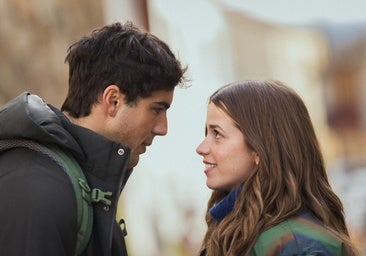 Óscar Casas y Ana Jara atracan un banco después de hacer 'match' en 'Me has robado el corazón'