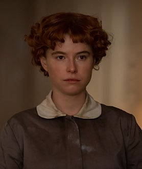 Imagen secundaria 2 - Arriba, 'La hija oscura', Izquierda 'Wild rose', derecha 'Fargo'